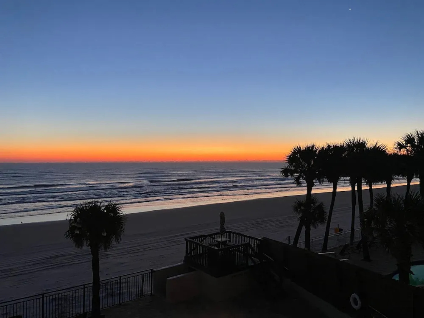 Organic Beach Retreat