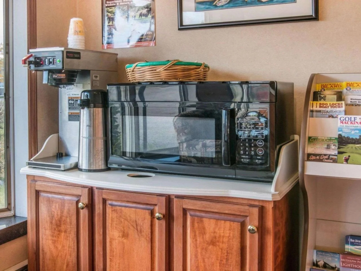 Econo Lodge Mackinaw City