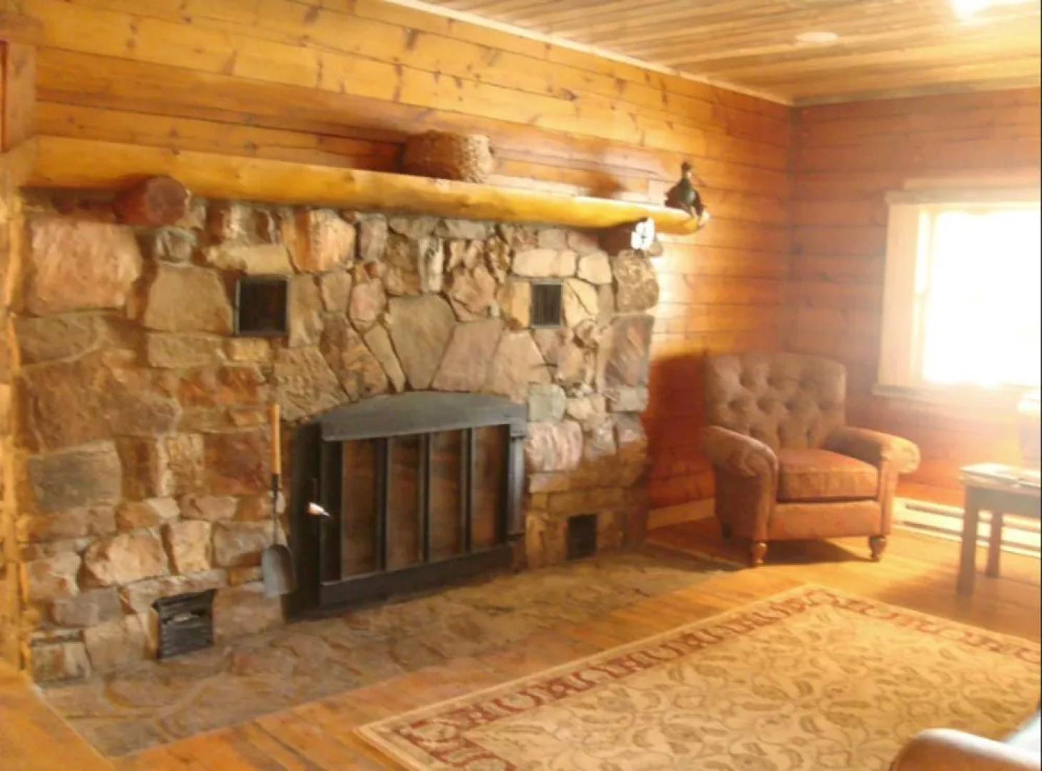 The Historic Wapiti Lodge