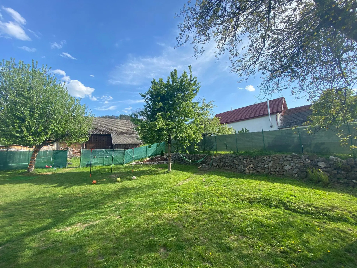 Family Friendly 4 Village House