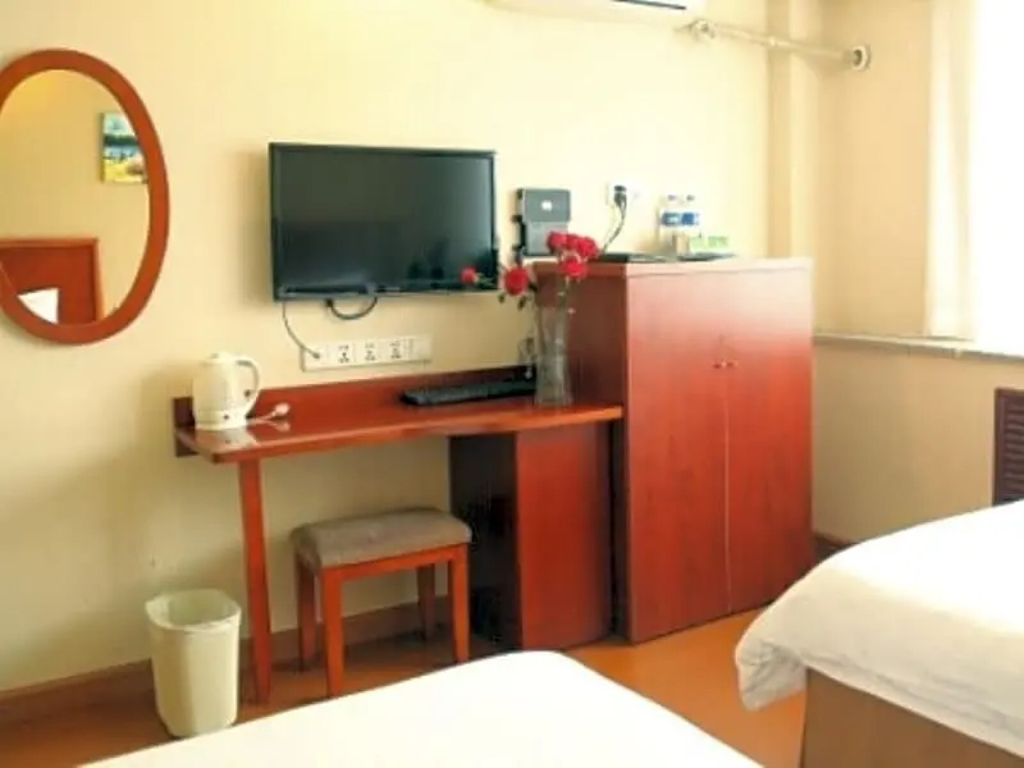 Greentree Inn Jilin Songjiang Hotel