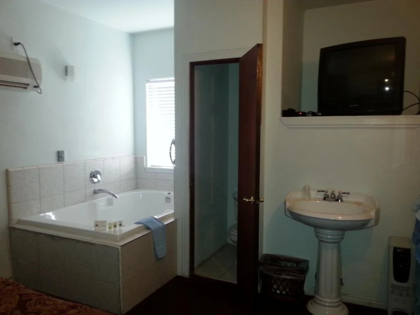 Lava Hot Springs Inn