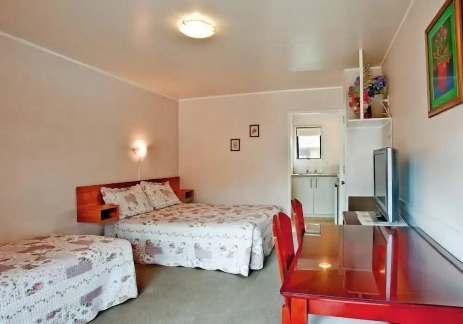 Papakura Monument Motor Lodge