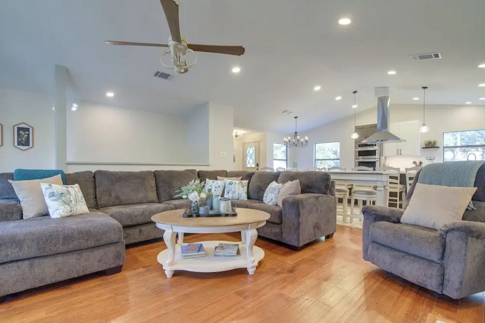 Lago Vista Home w/ Private Pool & Sport Court!