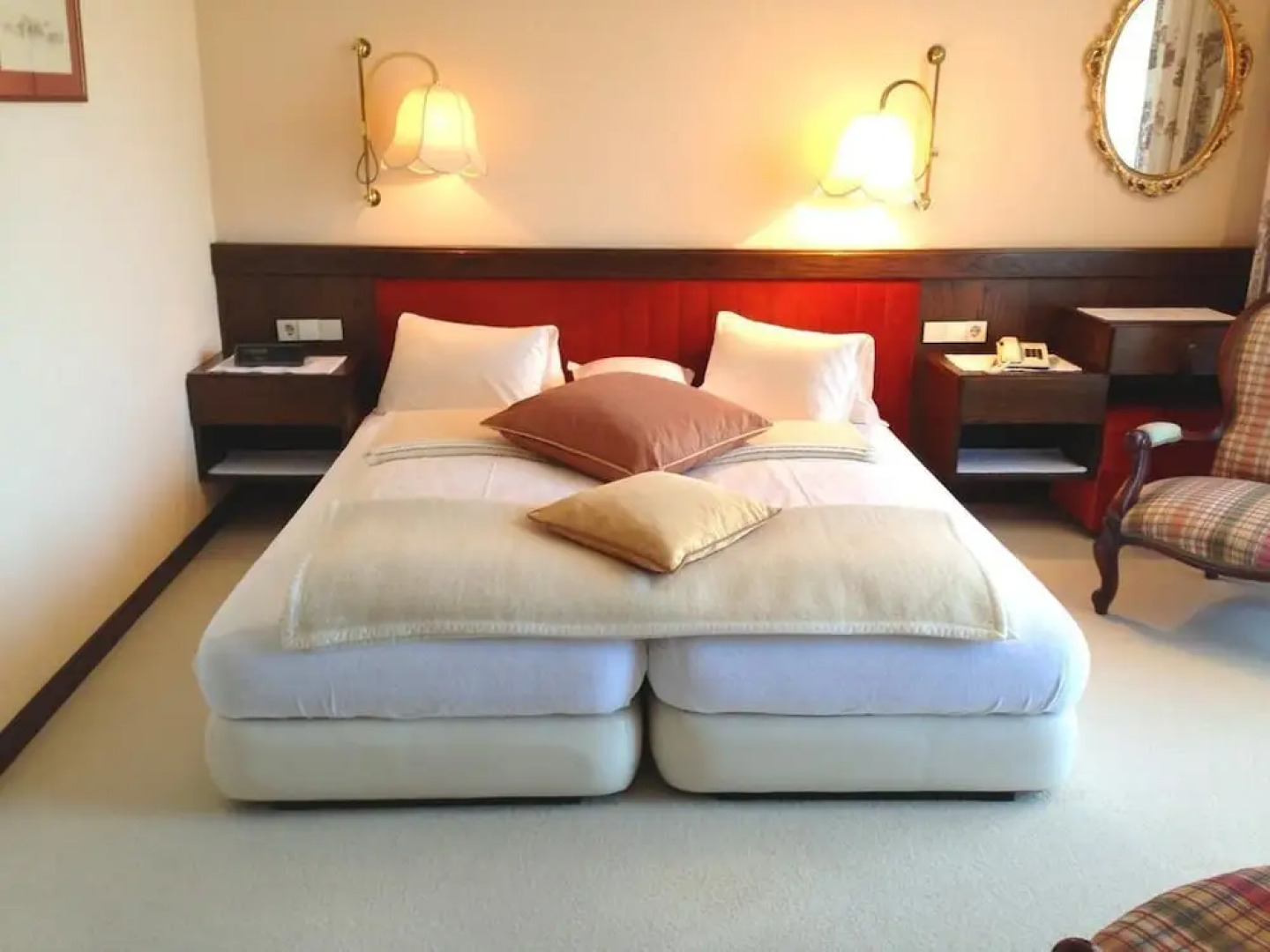 Dietrichsteinerhof Apartments & Rooms