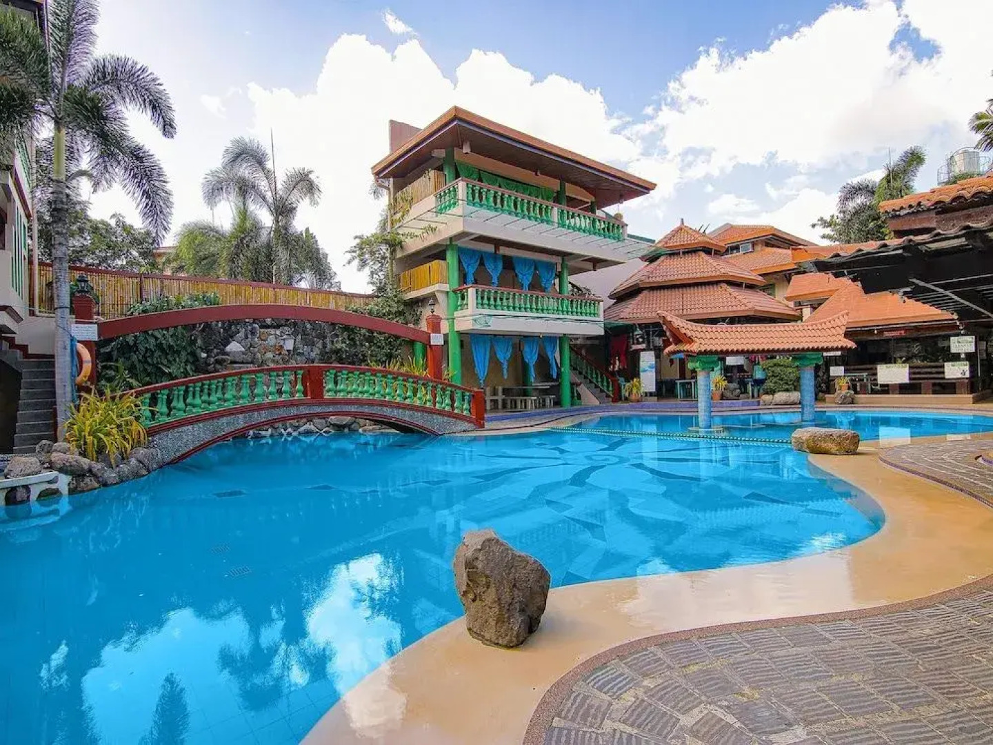 OYO 477 Carino Resort