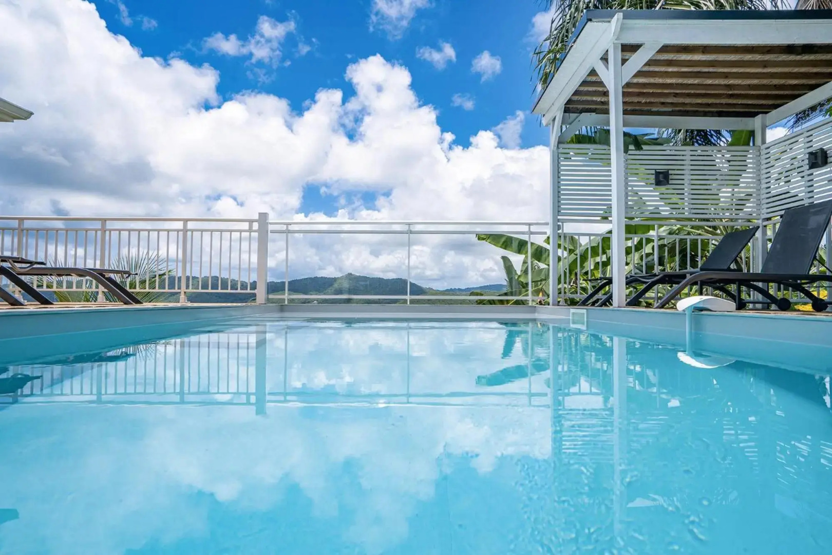 Villa Lanati, 4 ch avec piscine & vue campagne