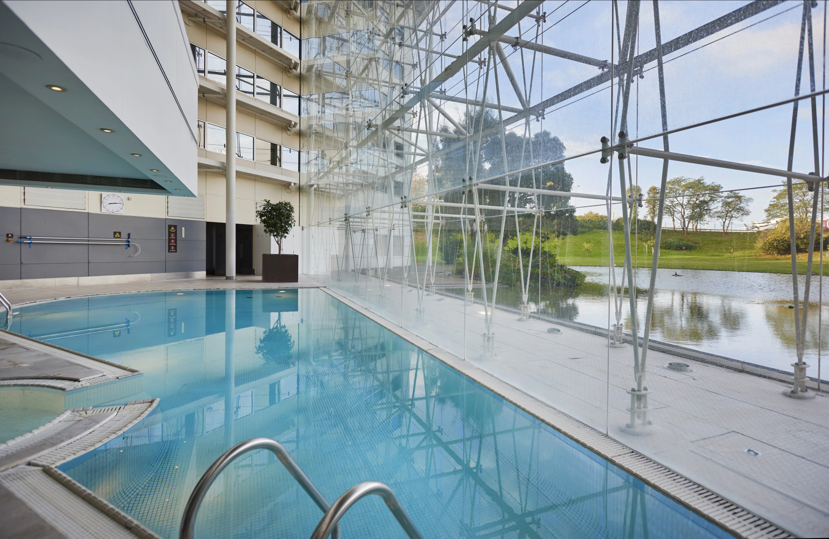 Отель Hilton London Heathrow Airport