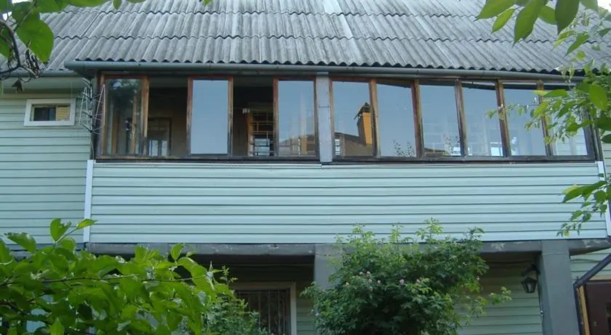 Abrikos Hostel