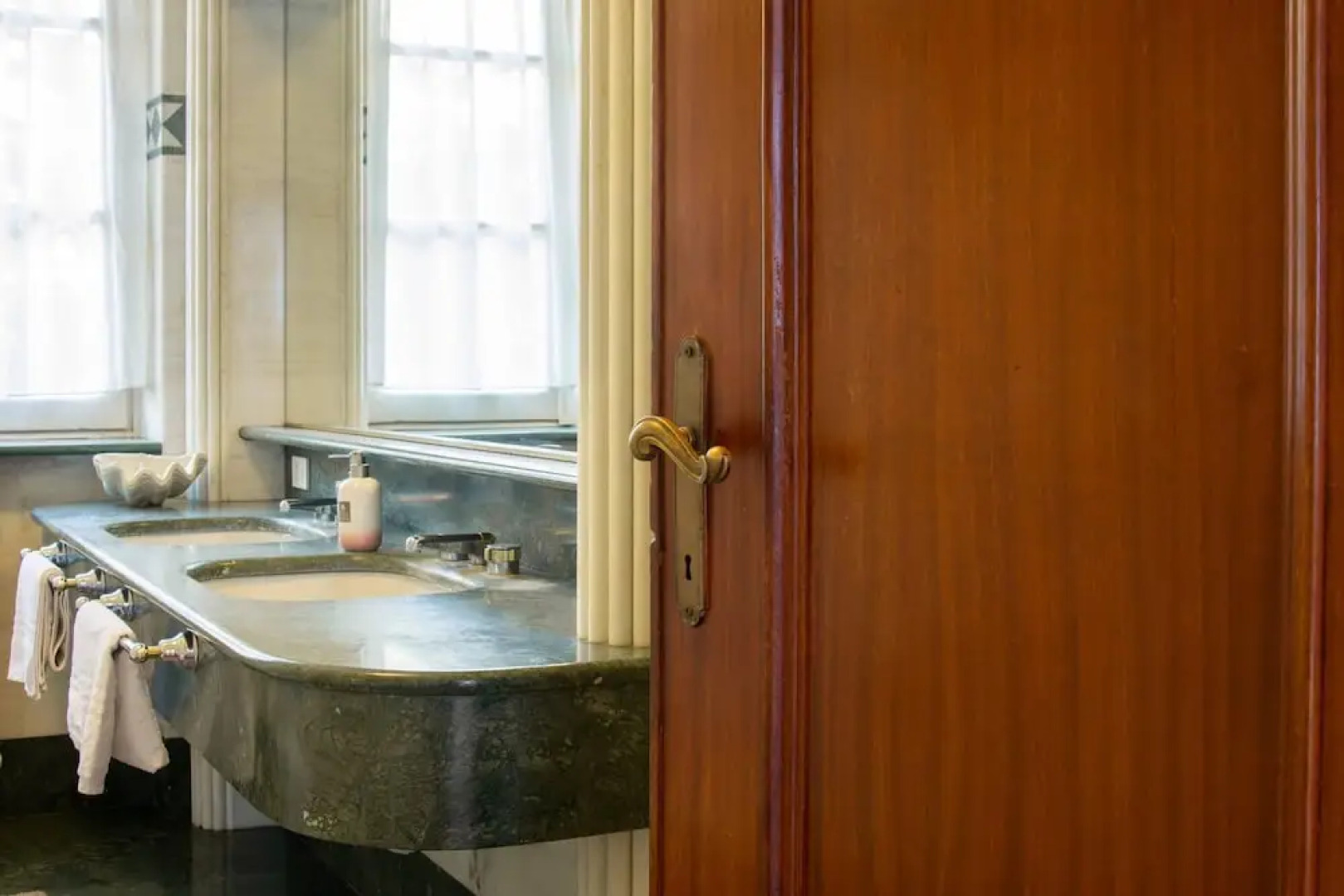 Wonderful Villa Between Como And Milano