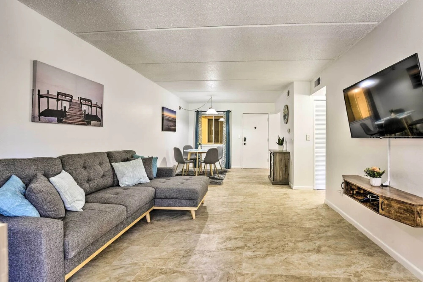 Waterfront Mary Esther Condo w/ Kayaks!