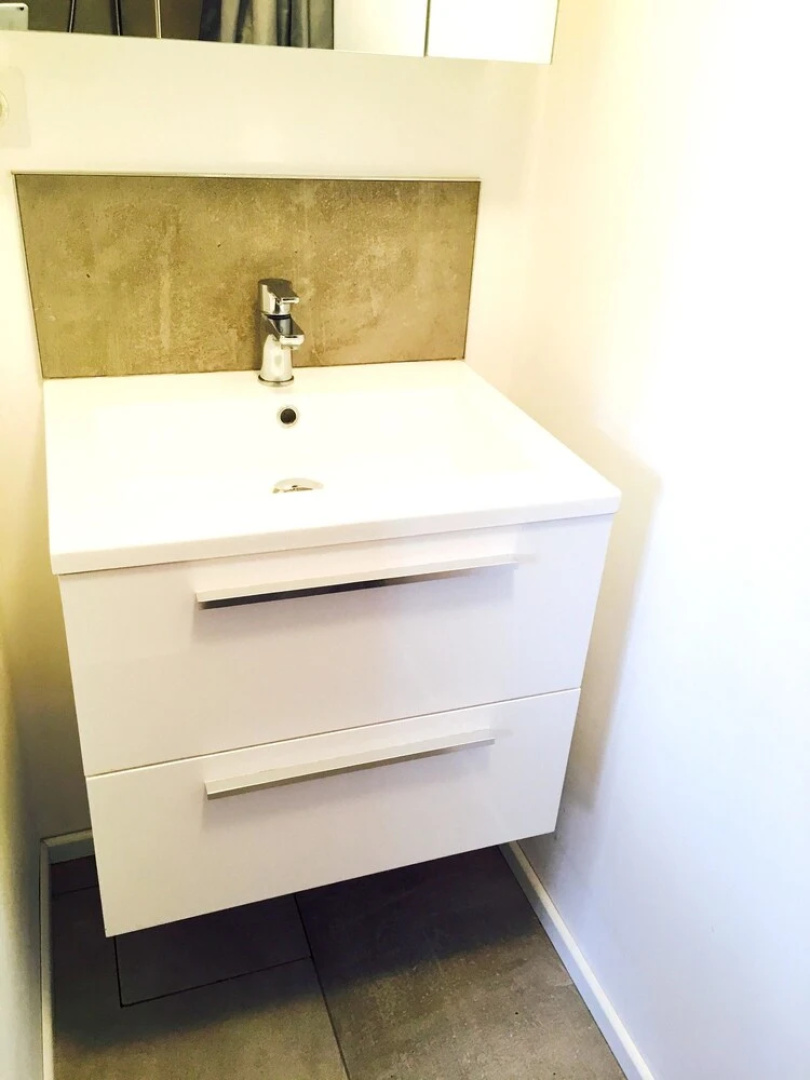 Studio in Roquefort-la-bédoule, With Enclosed Garden and Wifi - 4 km F