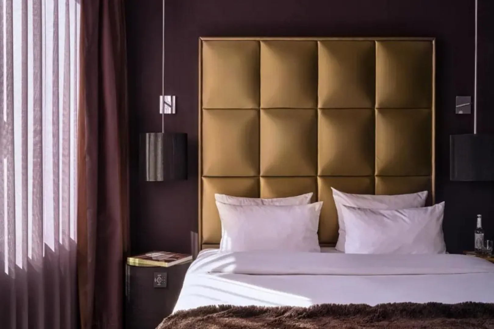 Roomers Frankfurt Central, Autograph Collection
