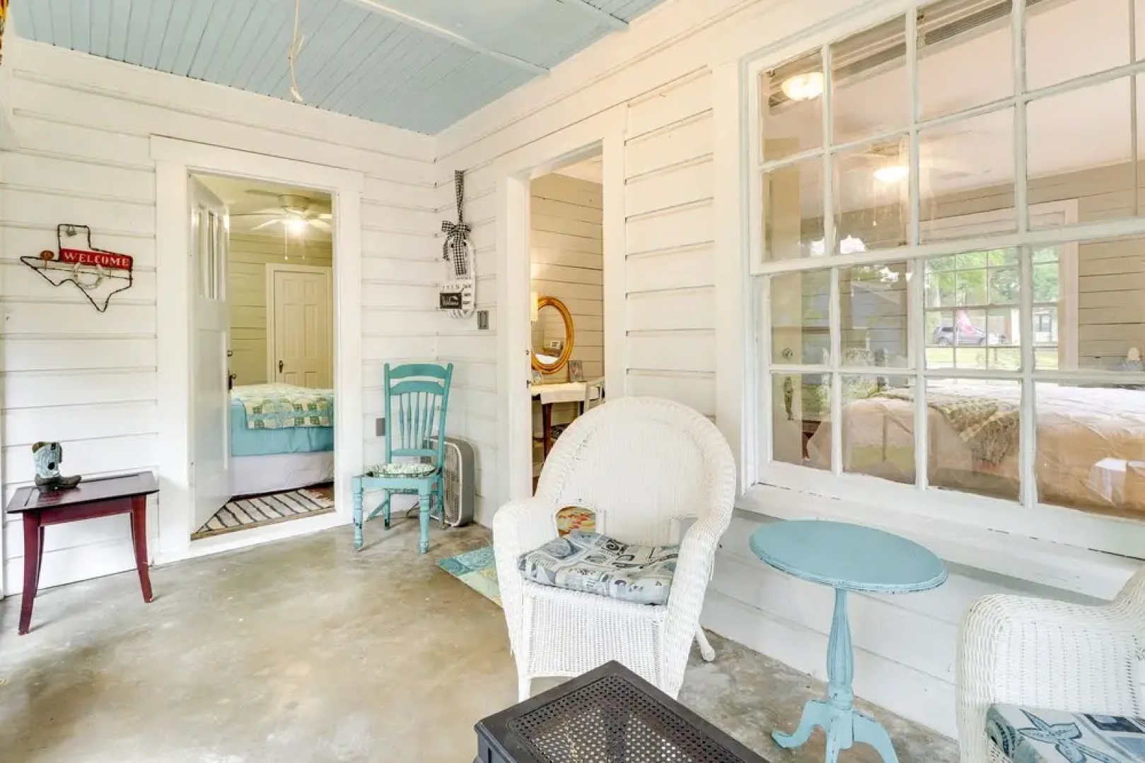 Charming Bryan Home - 3 Mi to Kyle Field!