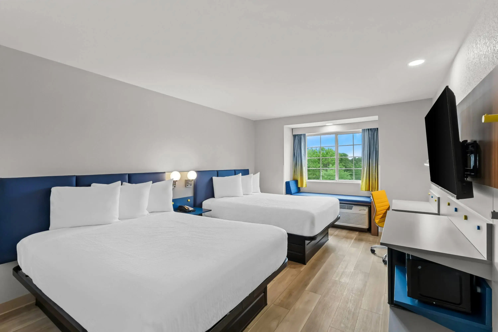 Microtel Inn & Suites by Wyndham Norcross