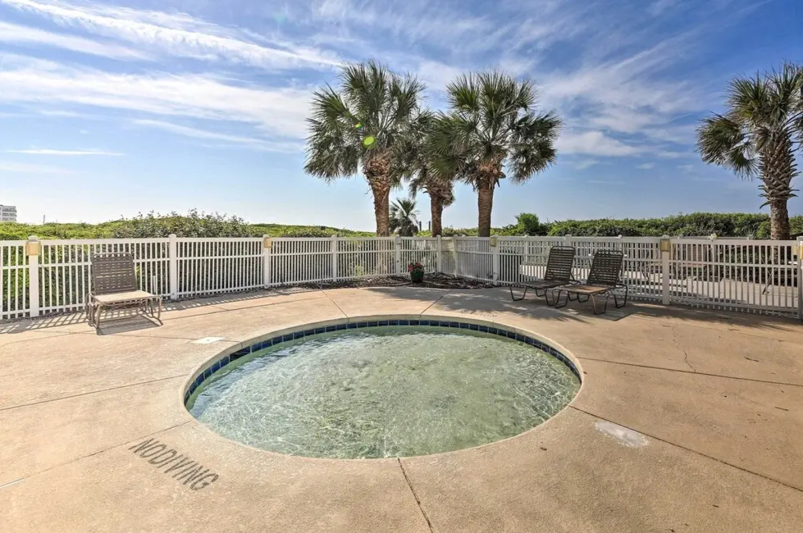 Indian Beach Resort Condo; Walk to Oceanfront!
