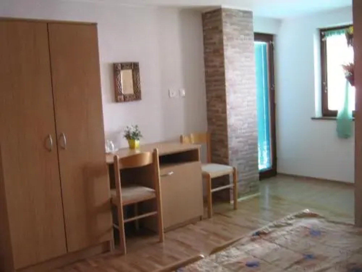 Ristos Guest House