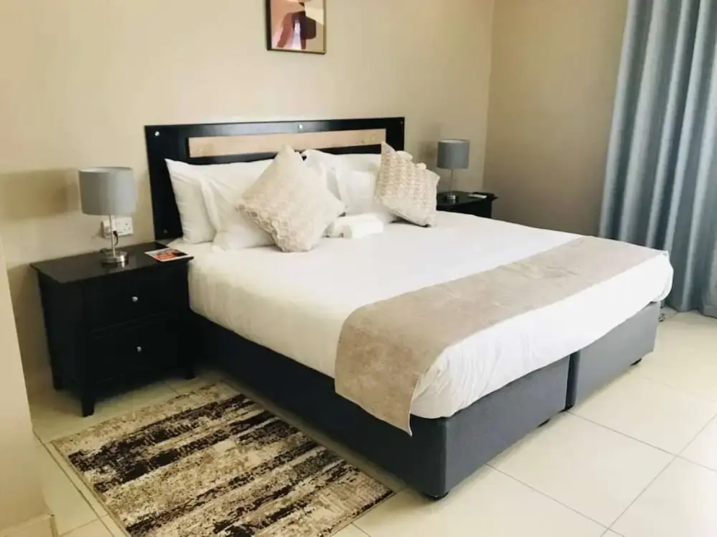 Pahotel Bed & Breakfast