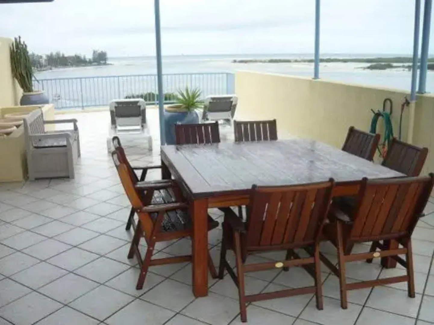 Sails Resort on Golden Beach