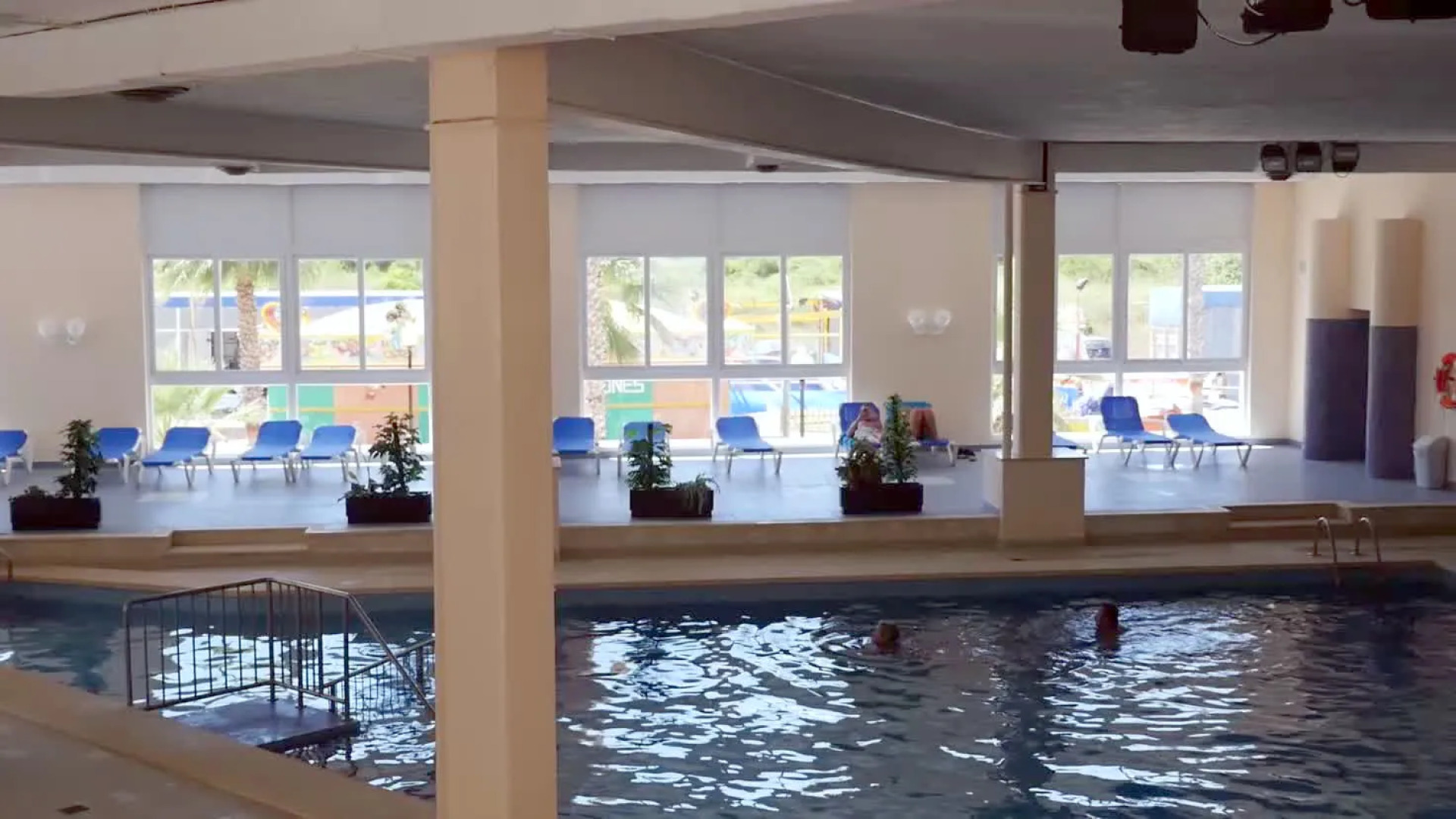 Universal Hotel Perla