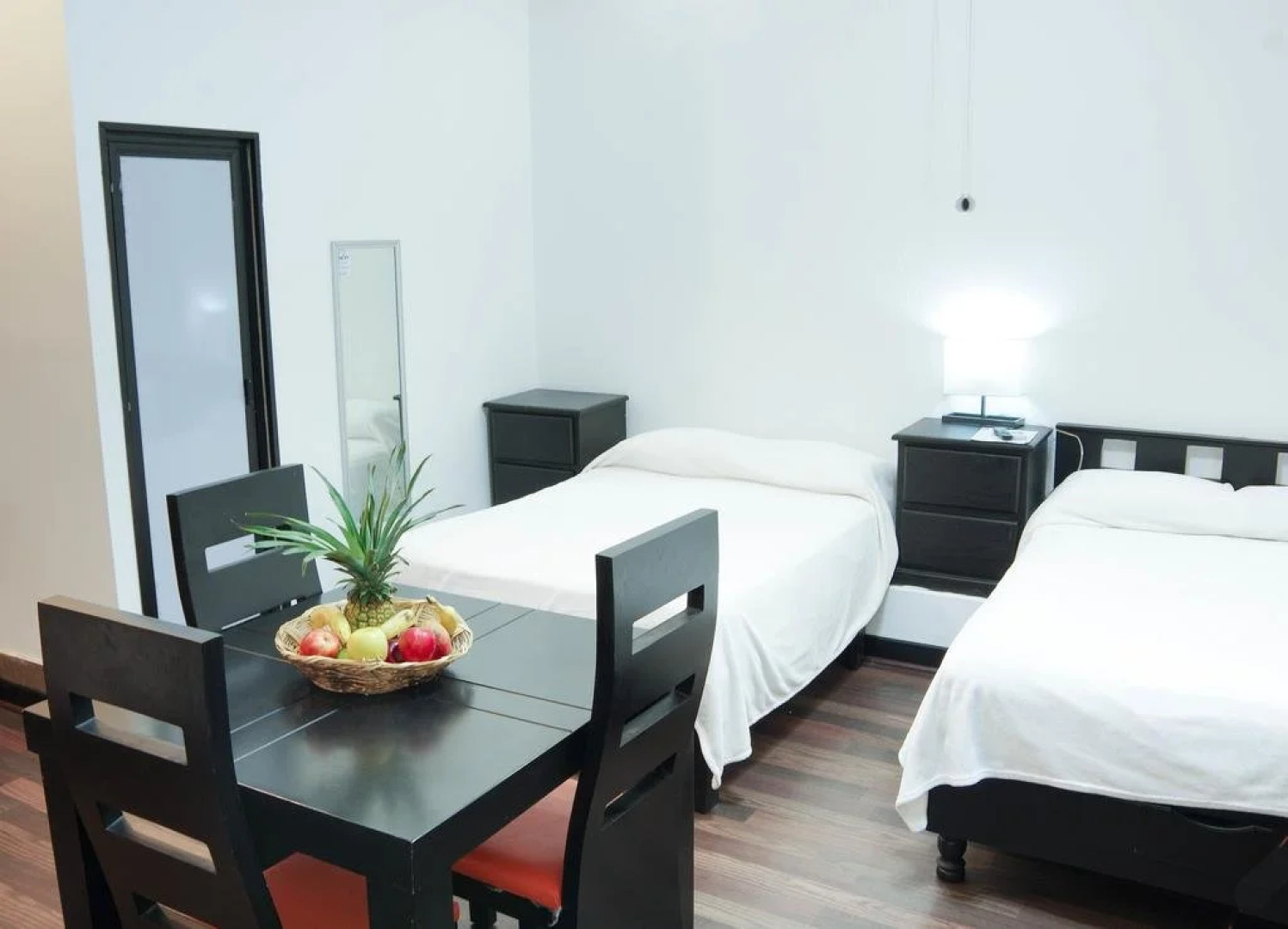 Garcias Suites & Hotel