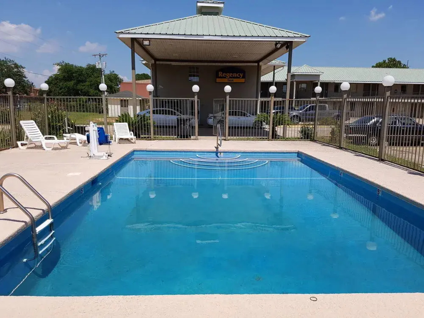 Regency Inn Pascagoula