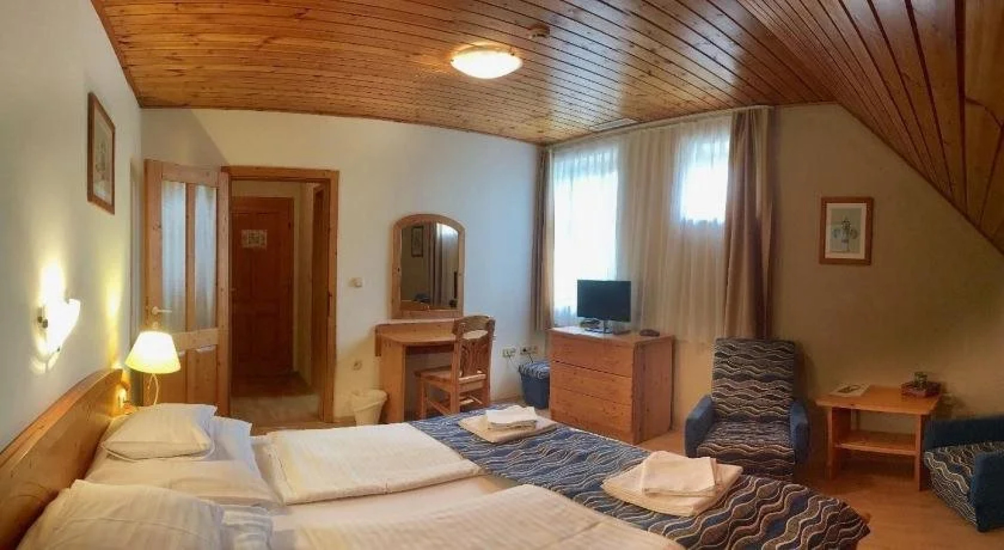 Tornácos Hotel - Hegykő