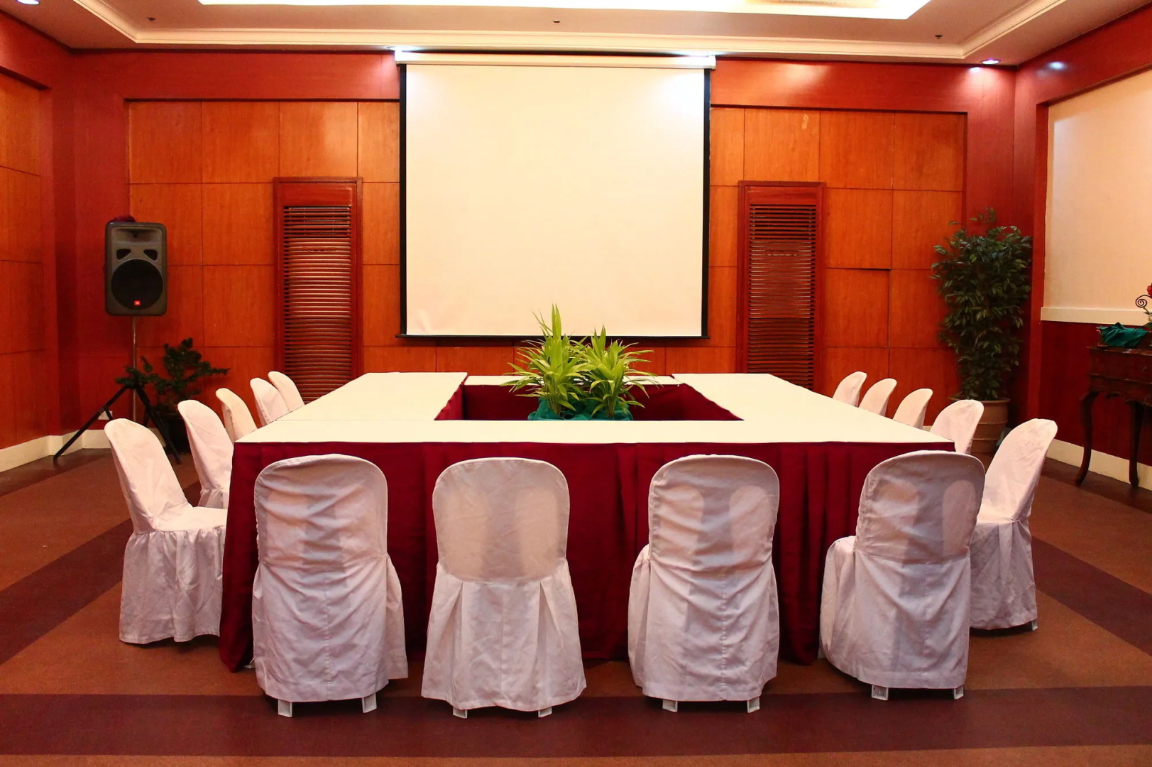 Iloilo Business Hotel
