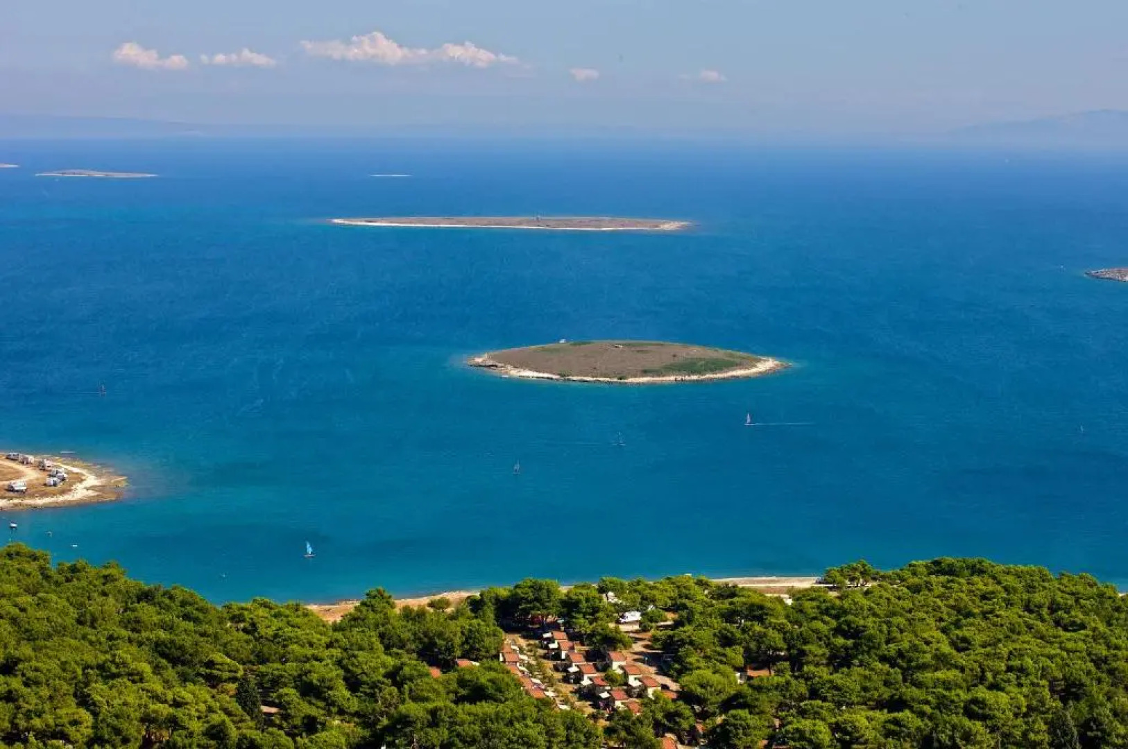 Arena Stupice Camping Homes