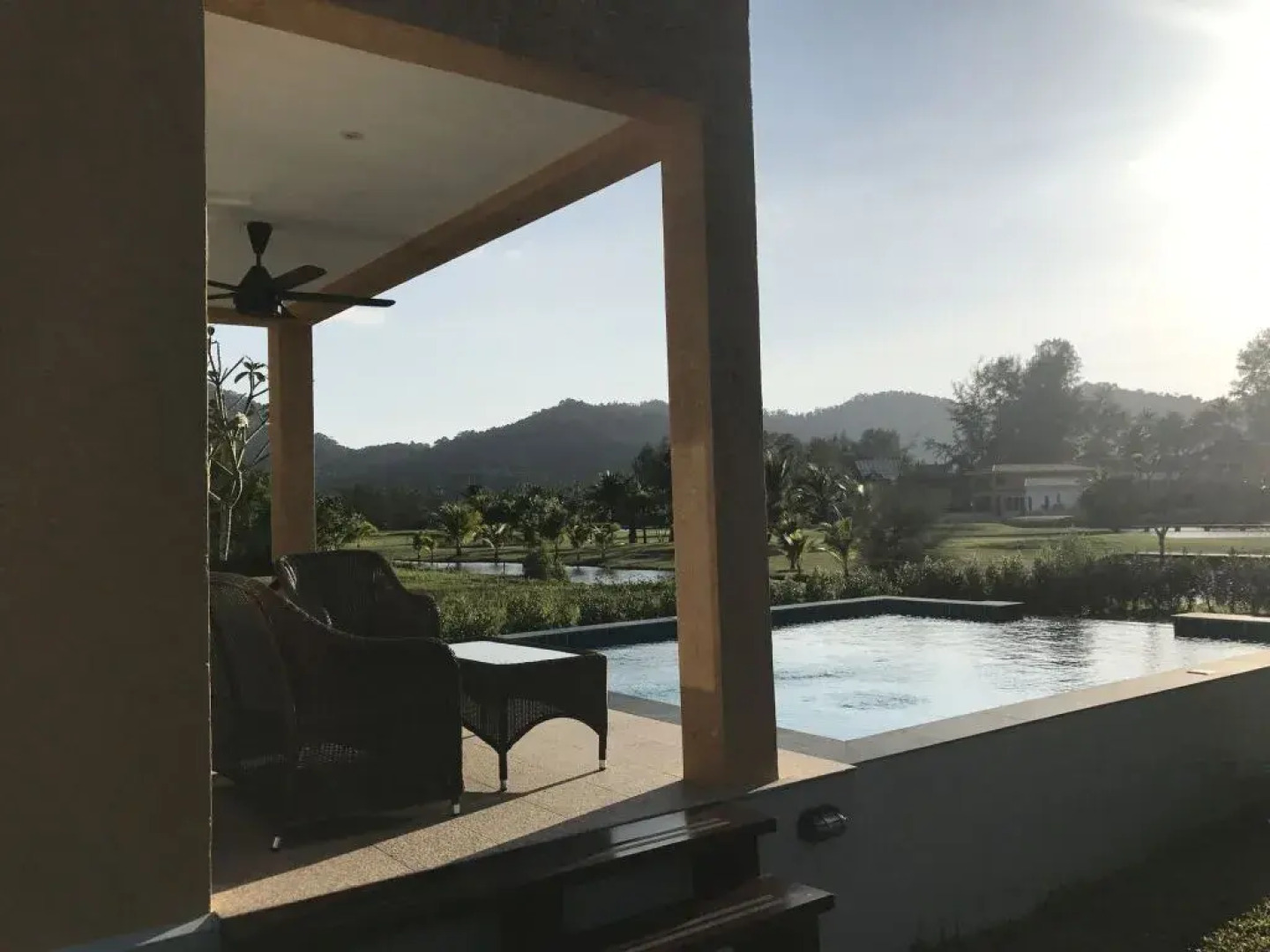 Boat House by Siam Royal Collection (Cbs Travel Asia)