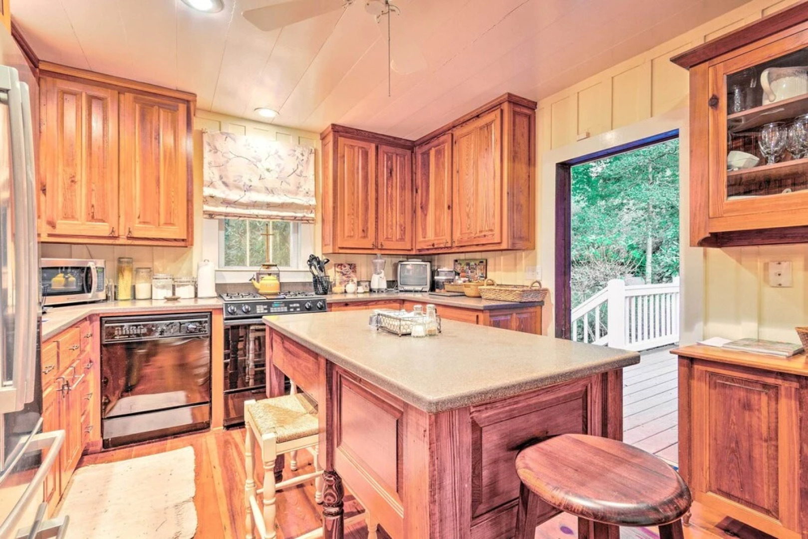 Waterfront Home w/ Boat Dock on Mirror Lake!