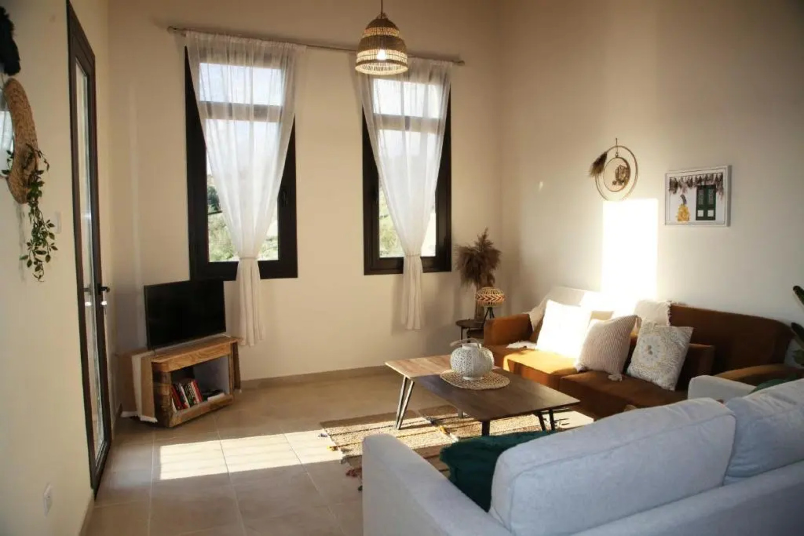 Artista Roustik Apartment