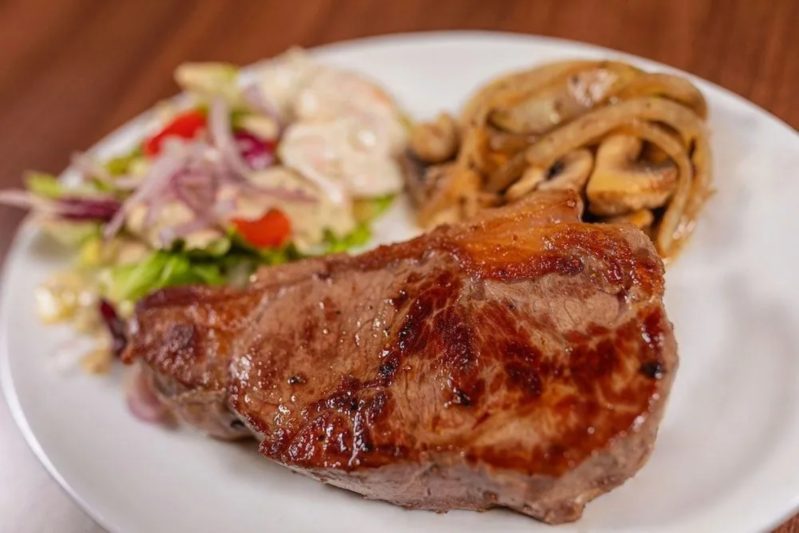 Larkin's Pub, Restaurant, and B&B