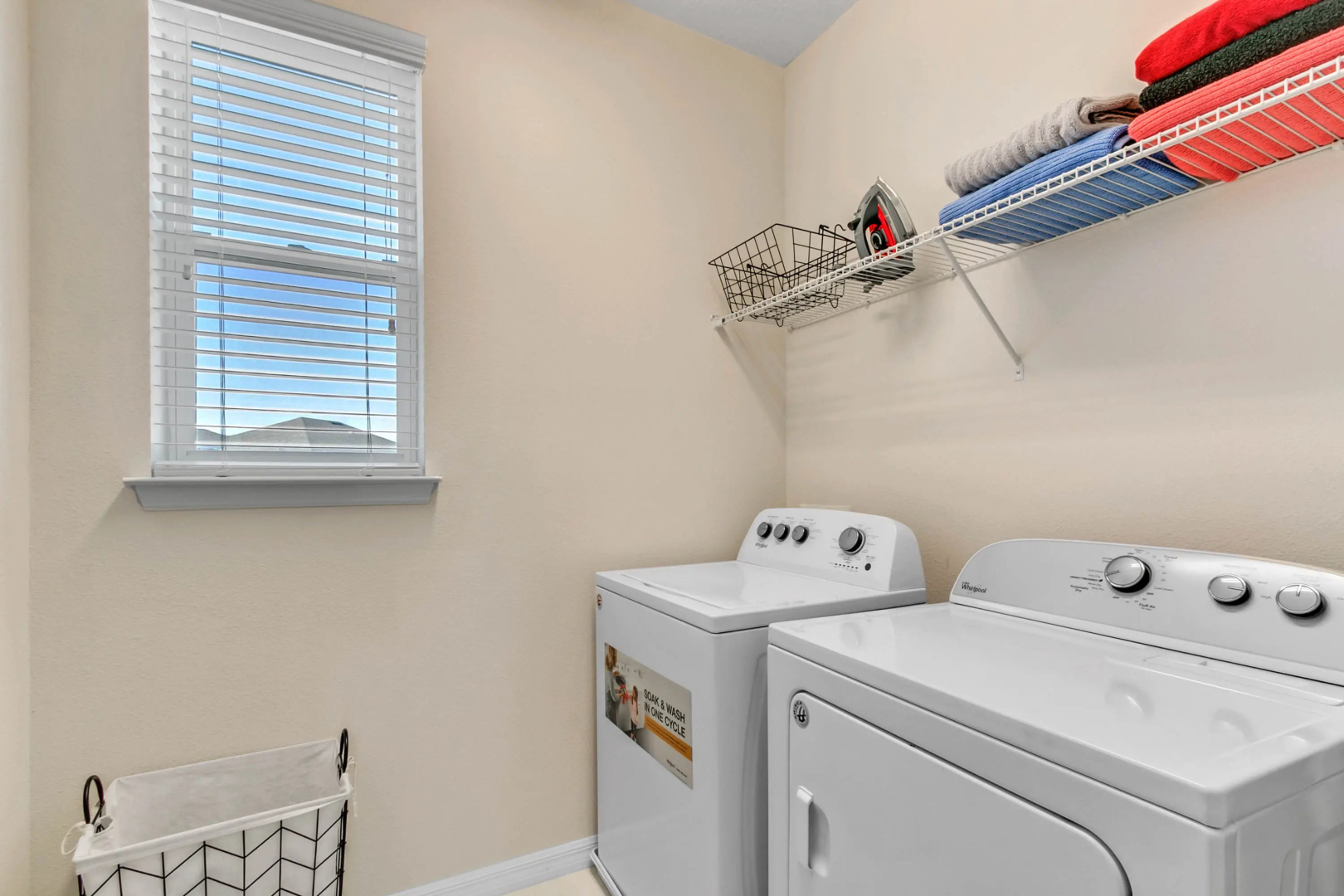 5 Bedrooms / 5.5 Bathrooms / Solara (1620 HG), Kissimmee, US