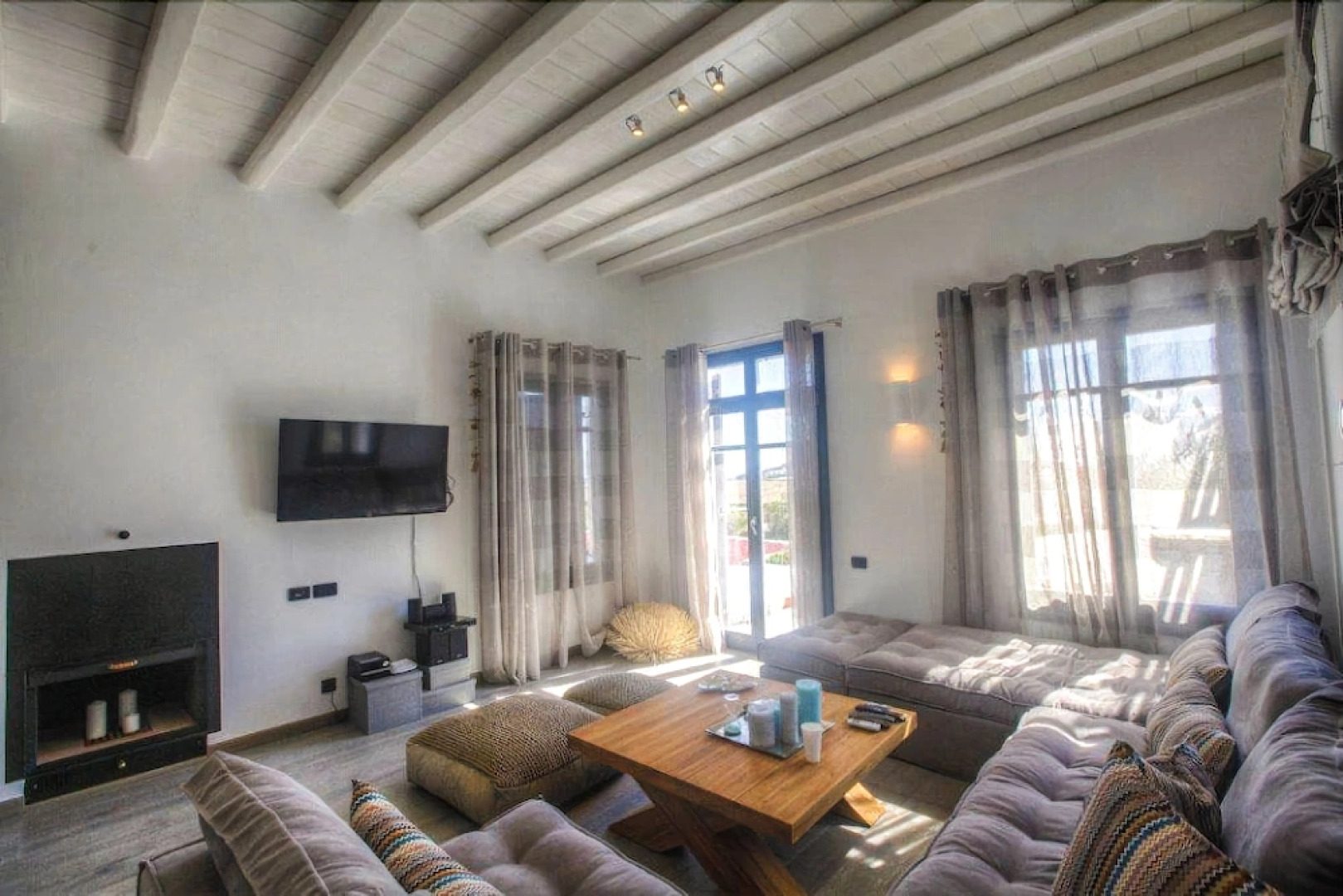 Villa Authentia