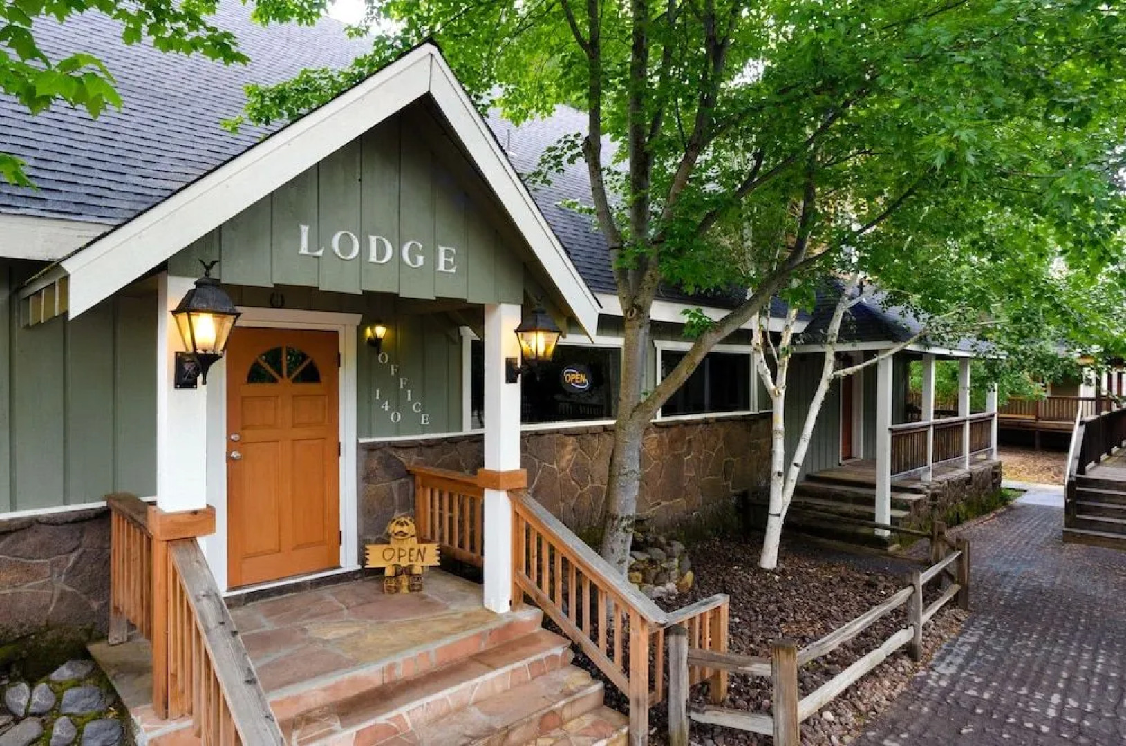 Shasta View Lodge