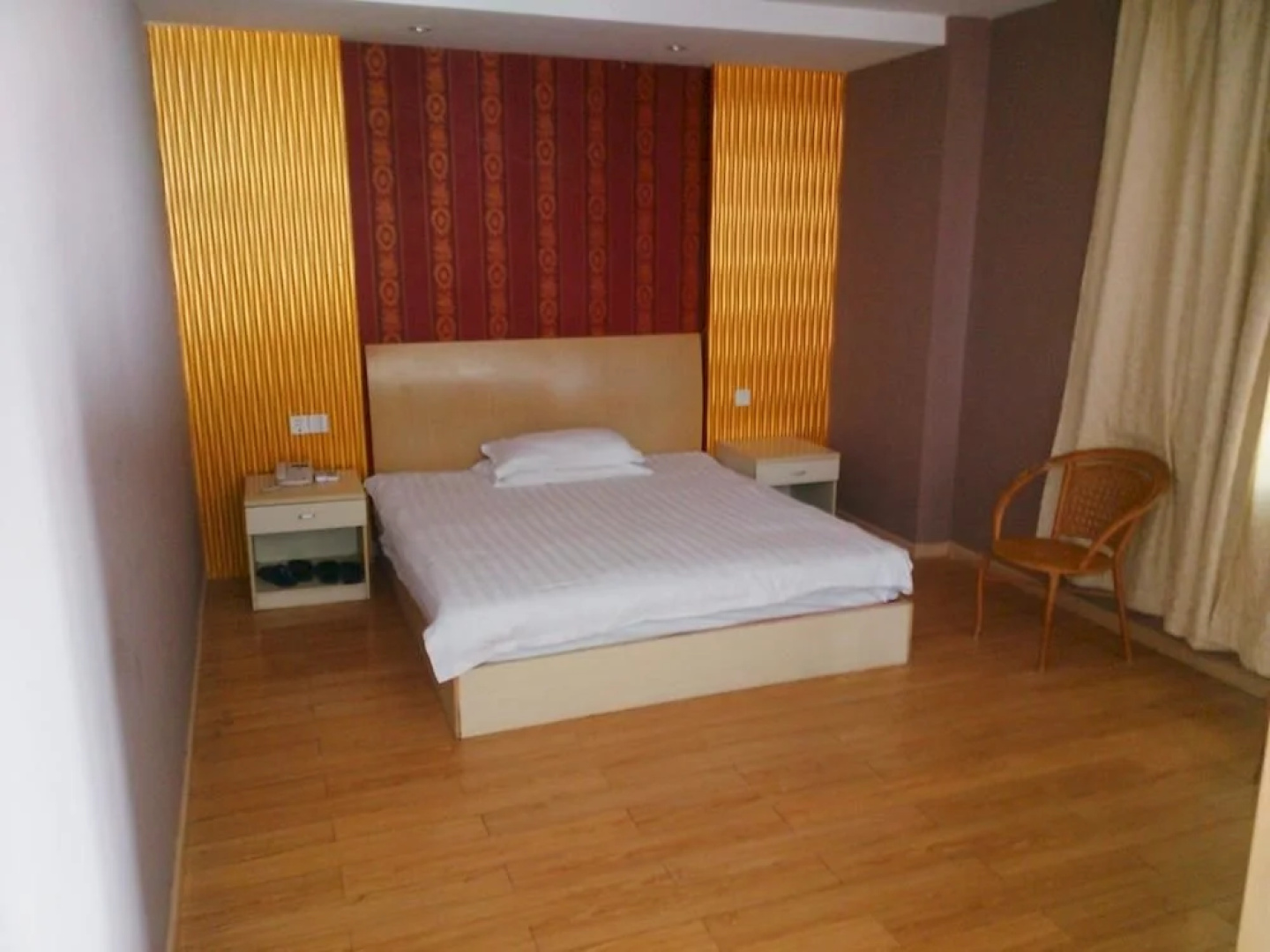 Nanxun Jinchen Business Hotel