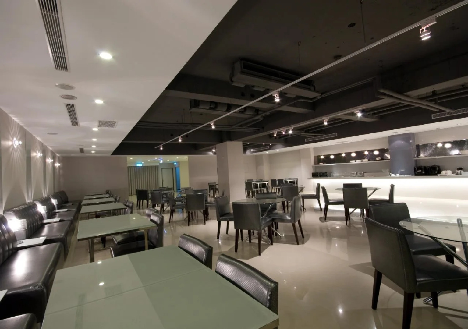 The Riverside Hotel Esthetics