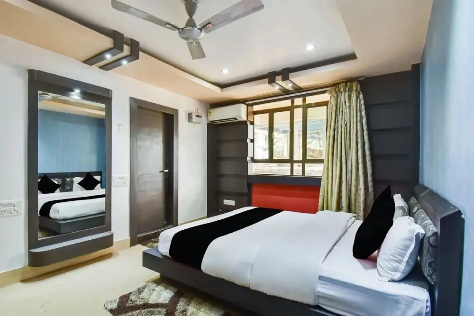 Hotel Pybss by OYO Rooms