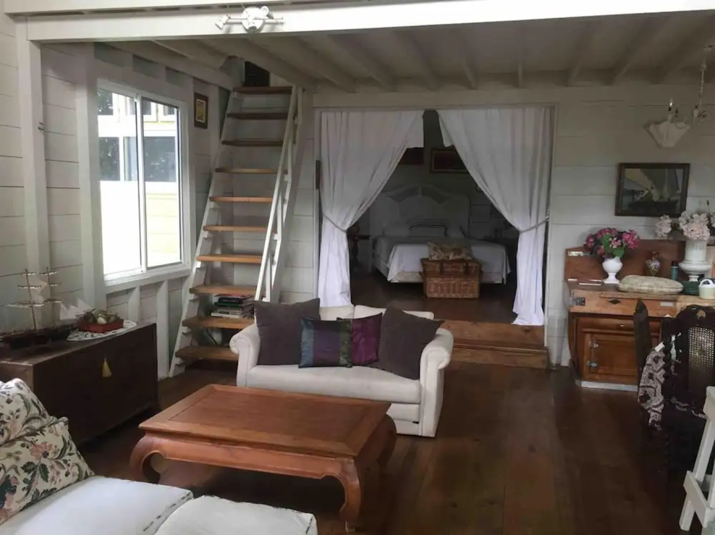 Los Secretos Guesthouse