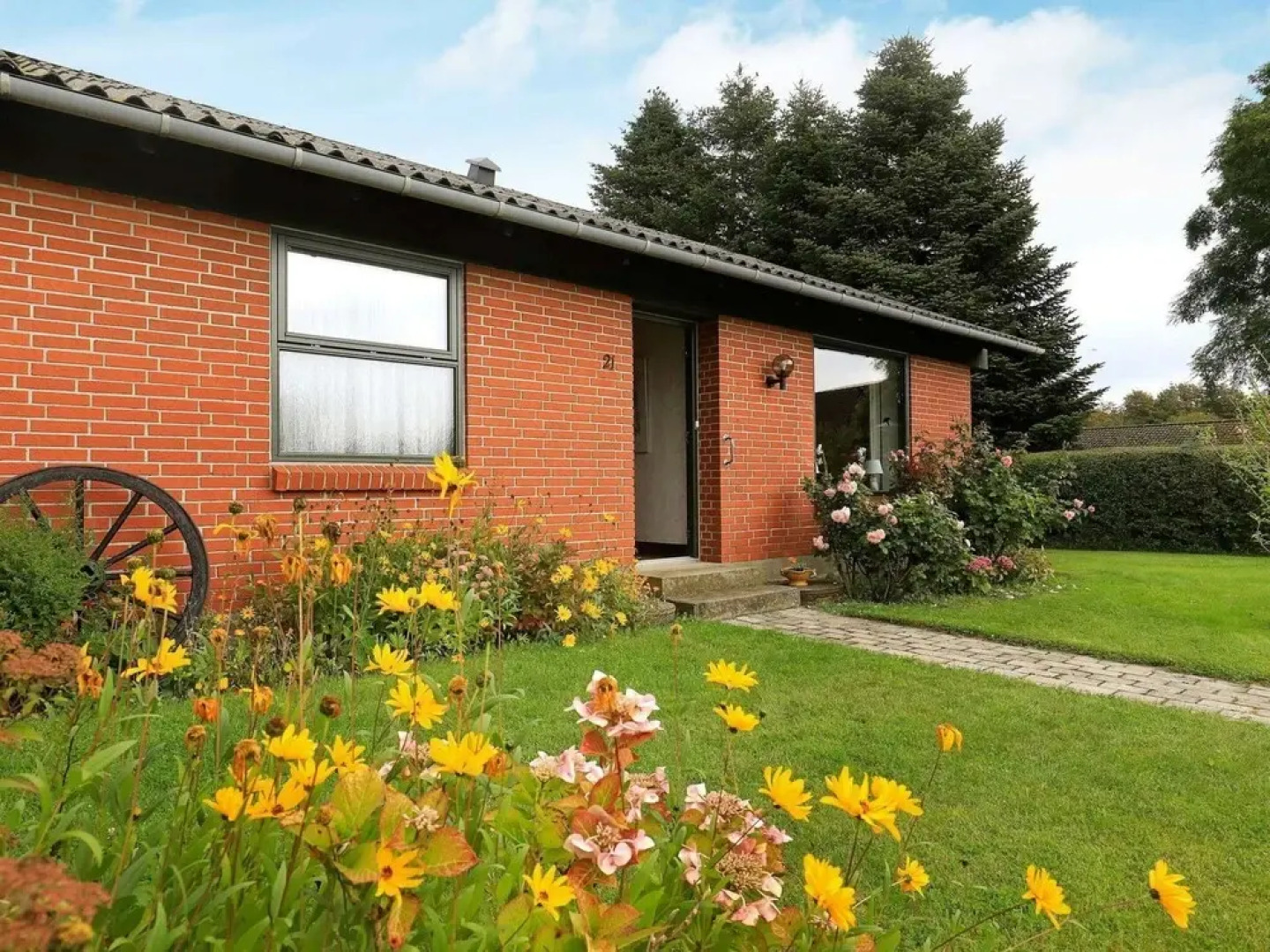 Cozy Holiday Home in Syddanmark near Sea