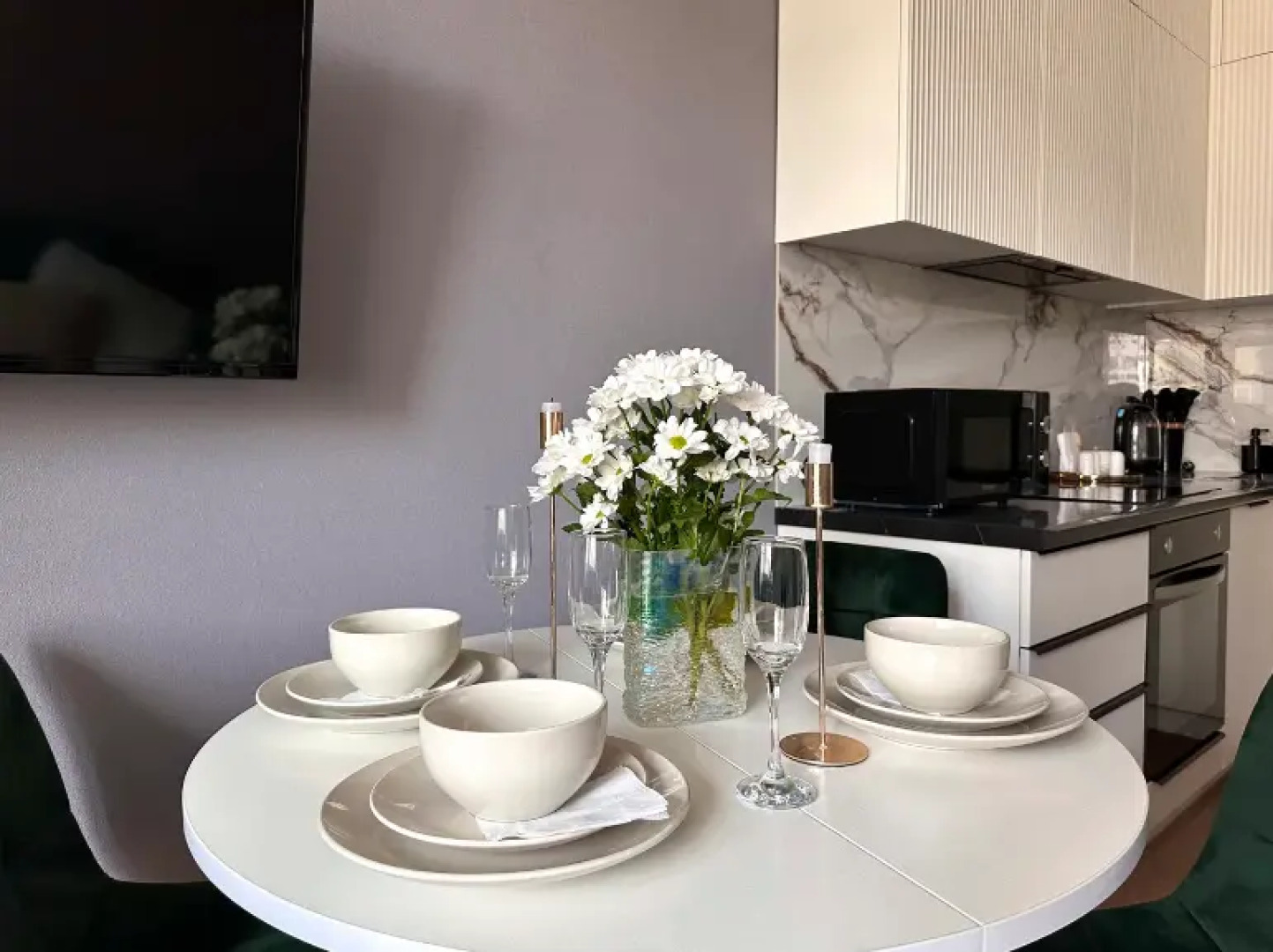 Апартаменты на Четаева 43А