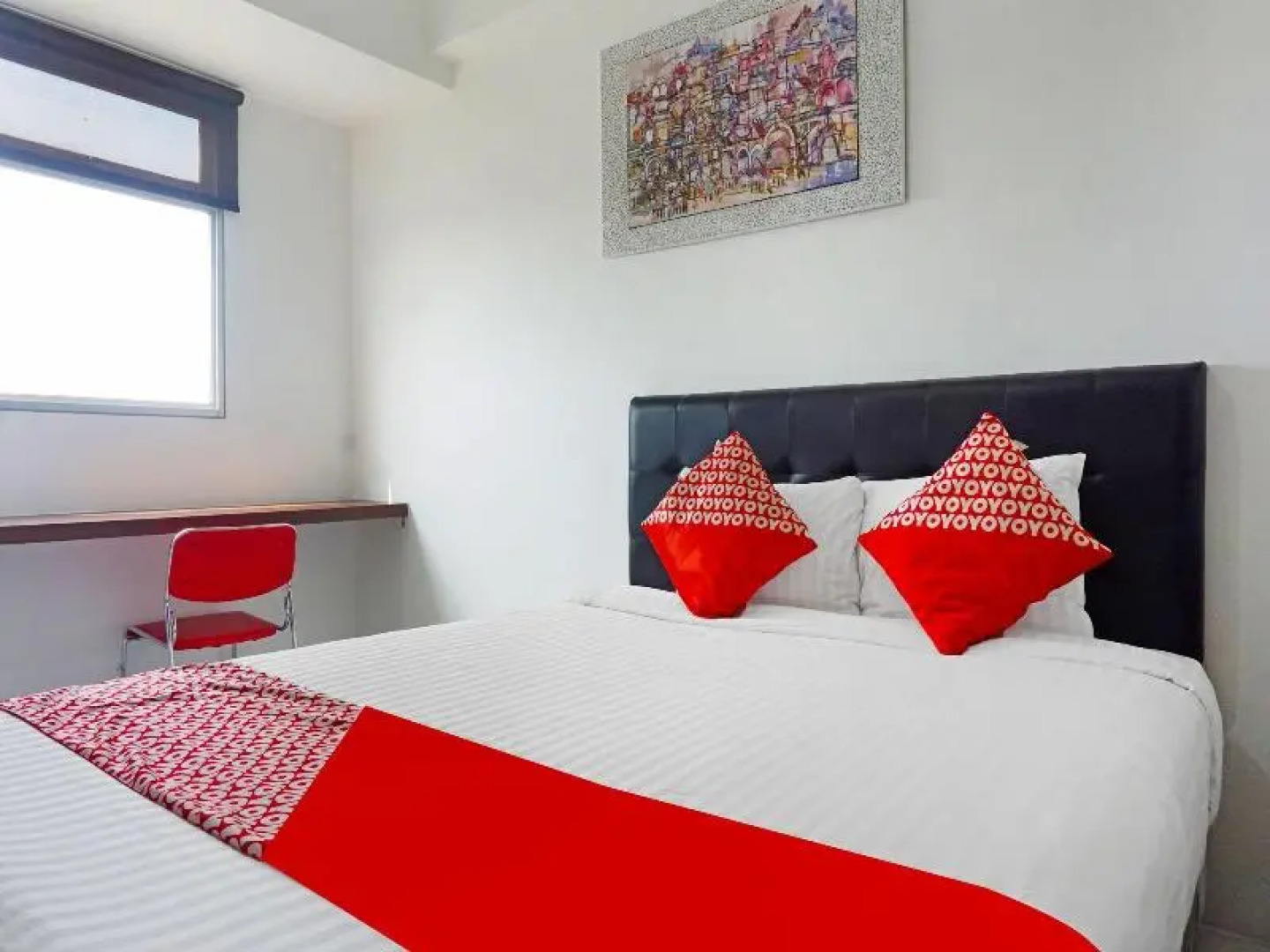 San San Rooms Gunung Putri Square