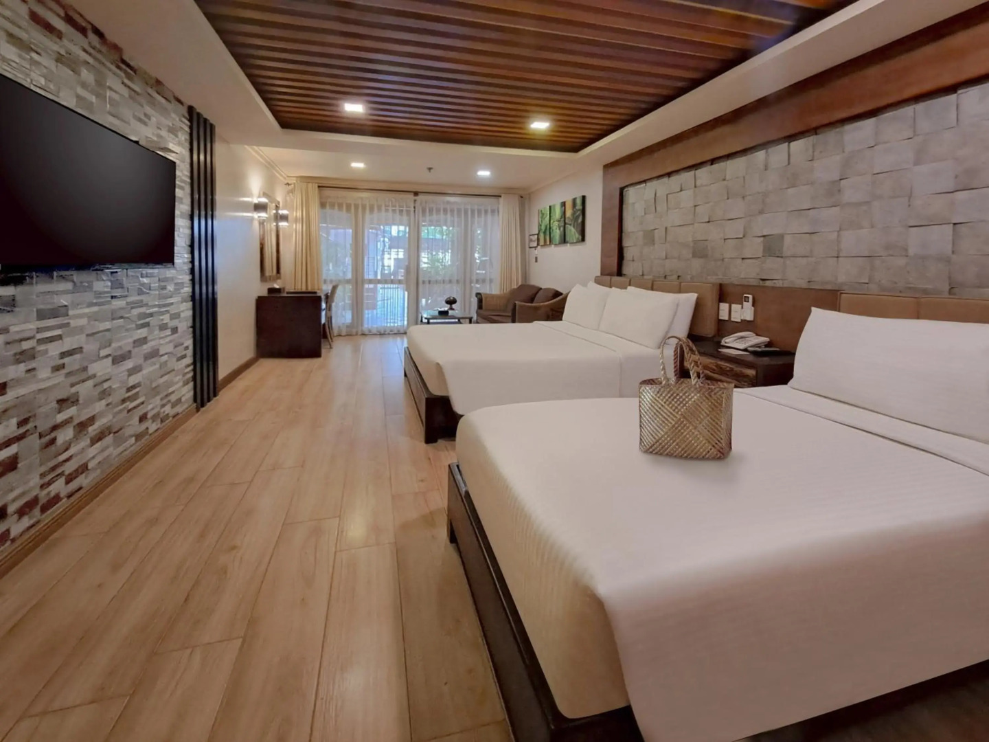 Red Coconut Beach Hotel