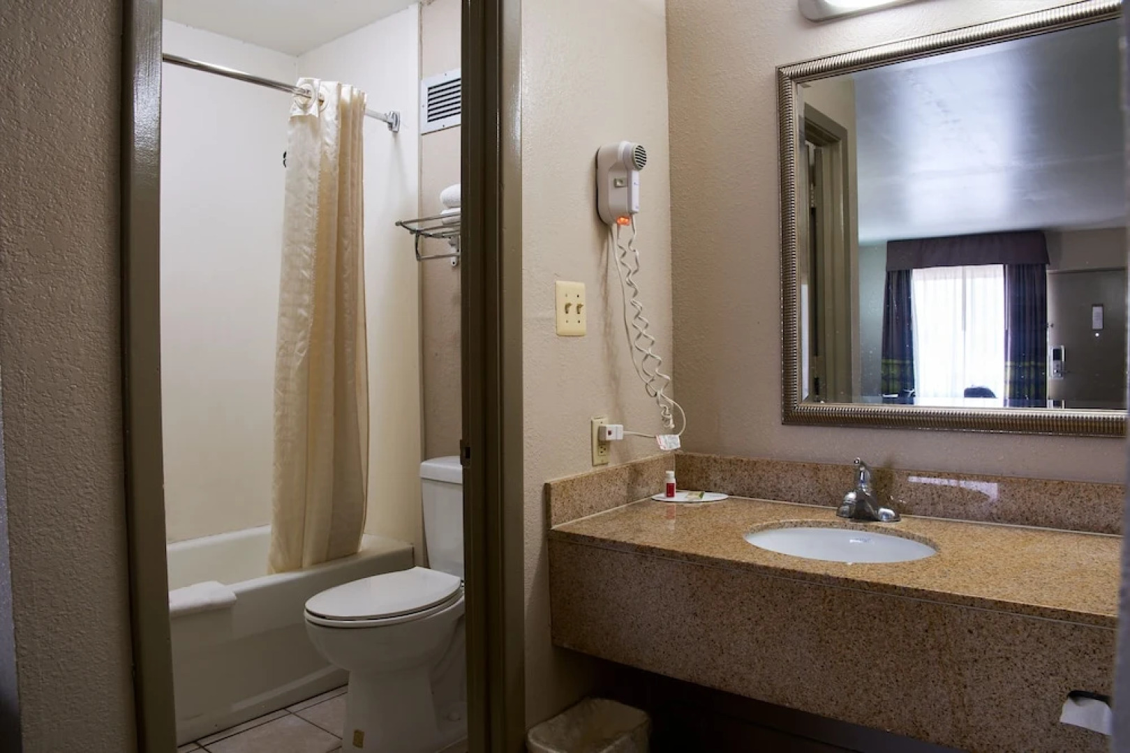 Super 8 Roanoke Rapids