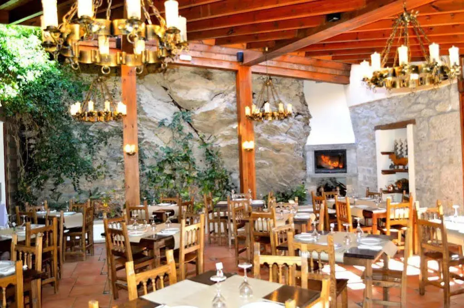 Apartamentos Aguasaliu