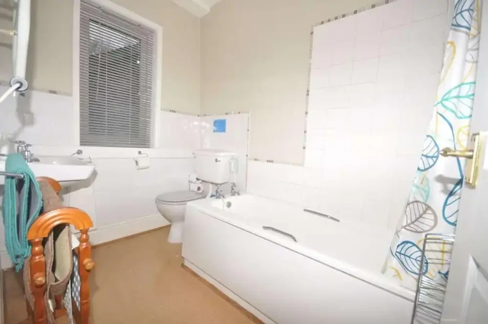 Sleep 4-5 Family Cottage - Petok, Parking,gameroom