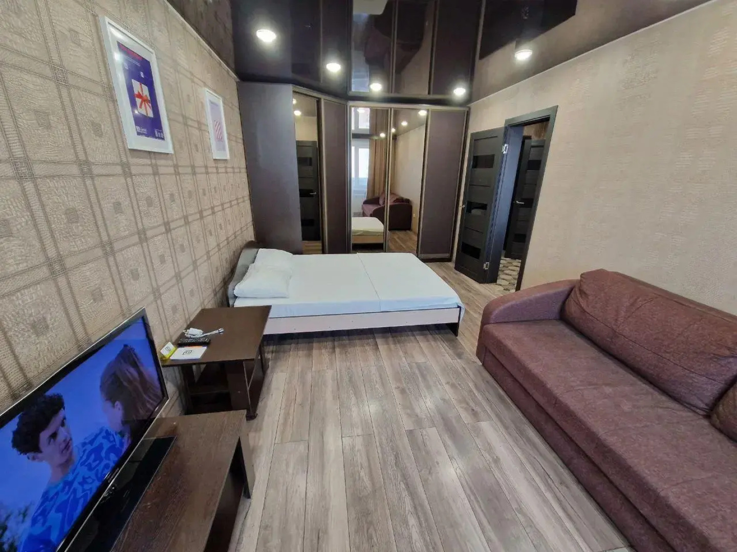 В Гости на Ермакова 6