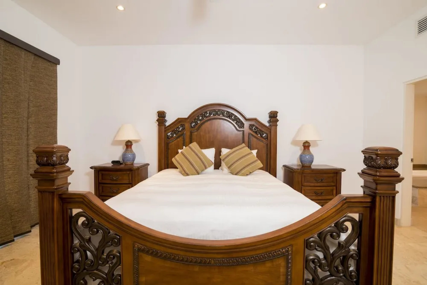 Paraiso Del Mar Resort D601 3 Bed by Casago