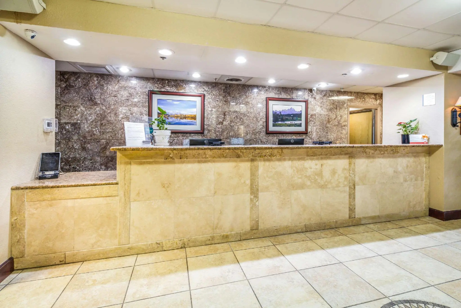 Ramada Plaza Riverside